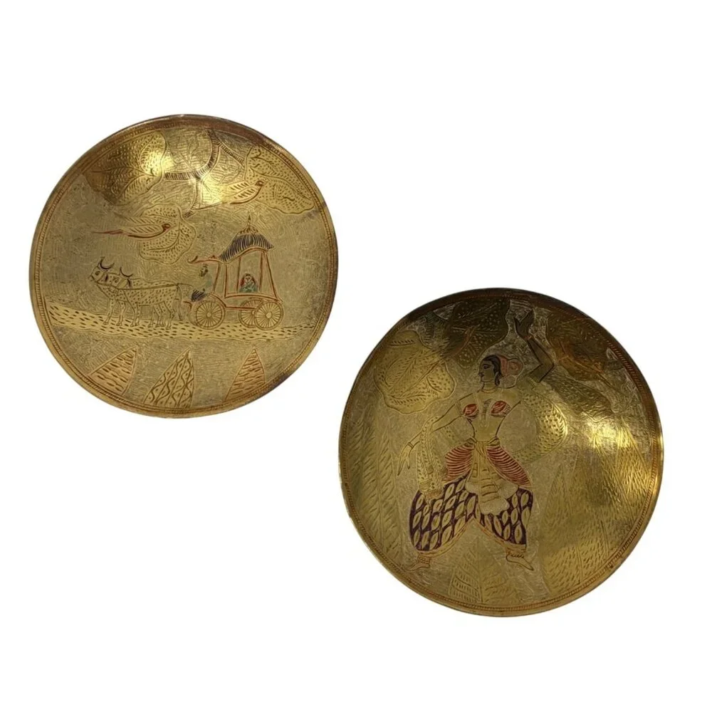 Vintage Etched Brass Wall Bowls Pair Pakistan‎ Figural Decorative Plates